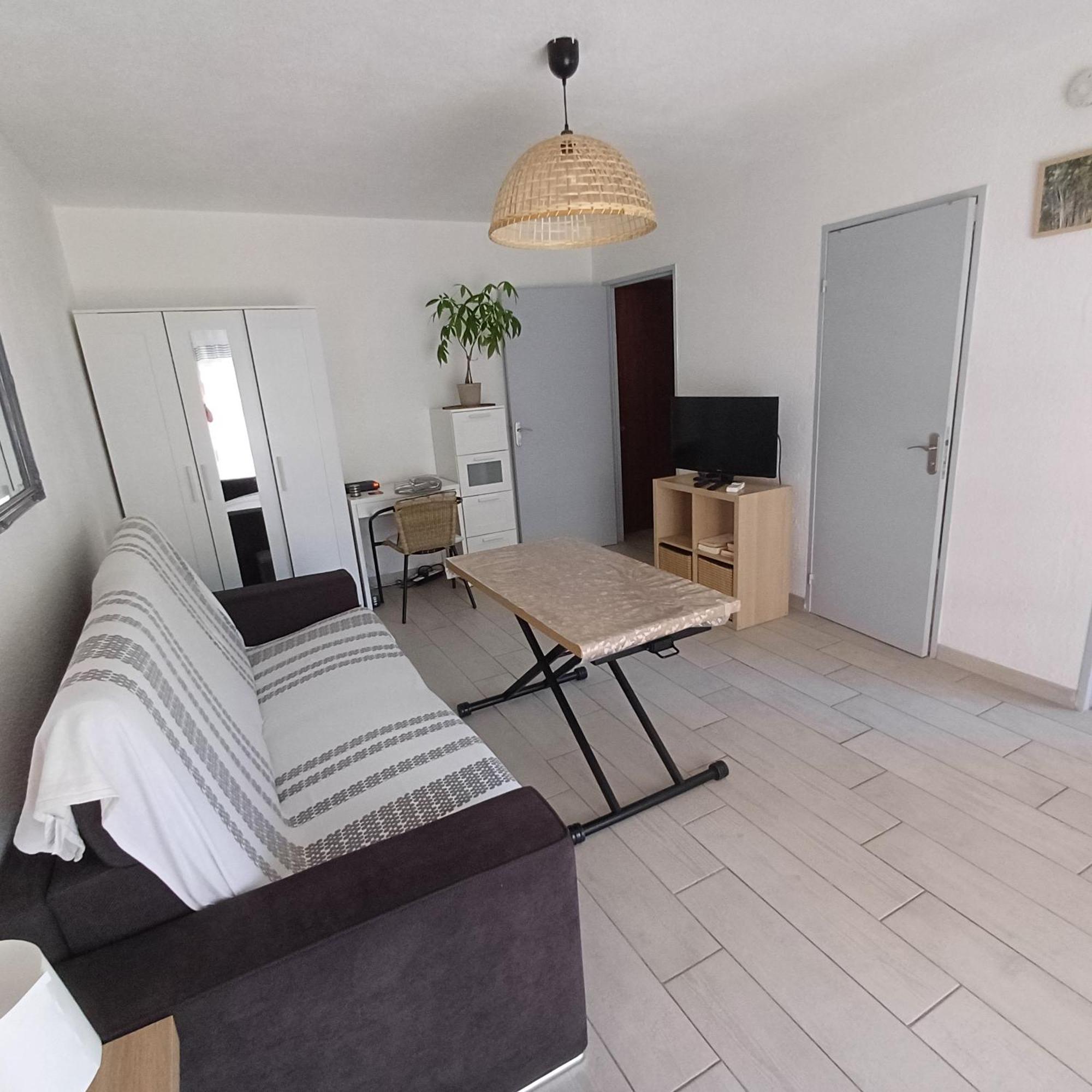 F1 A 5 Minutes Des Plages Et De La Gare Vallauris Exterior photo